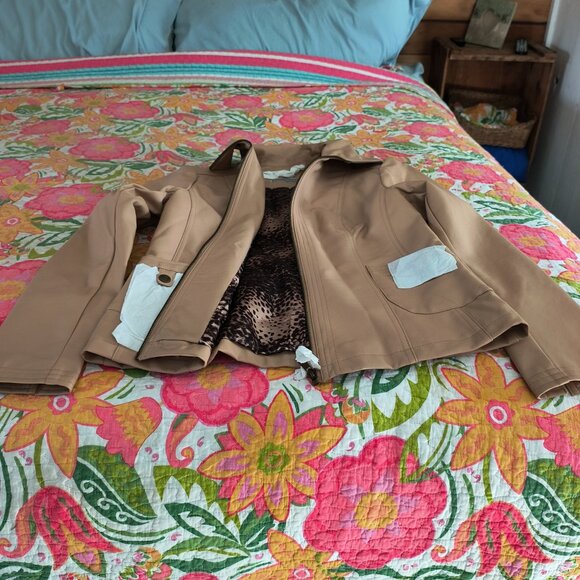 Ladies leather jacket - Picture 7 of 8